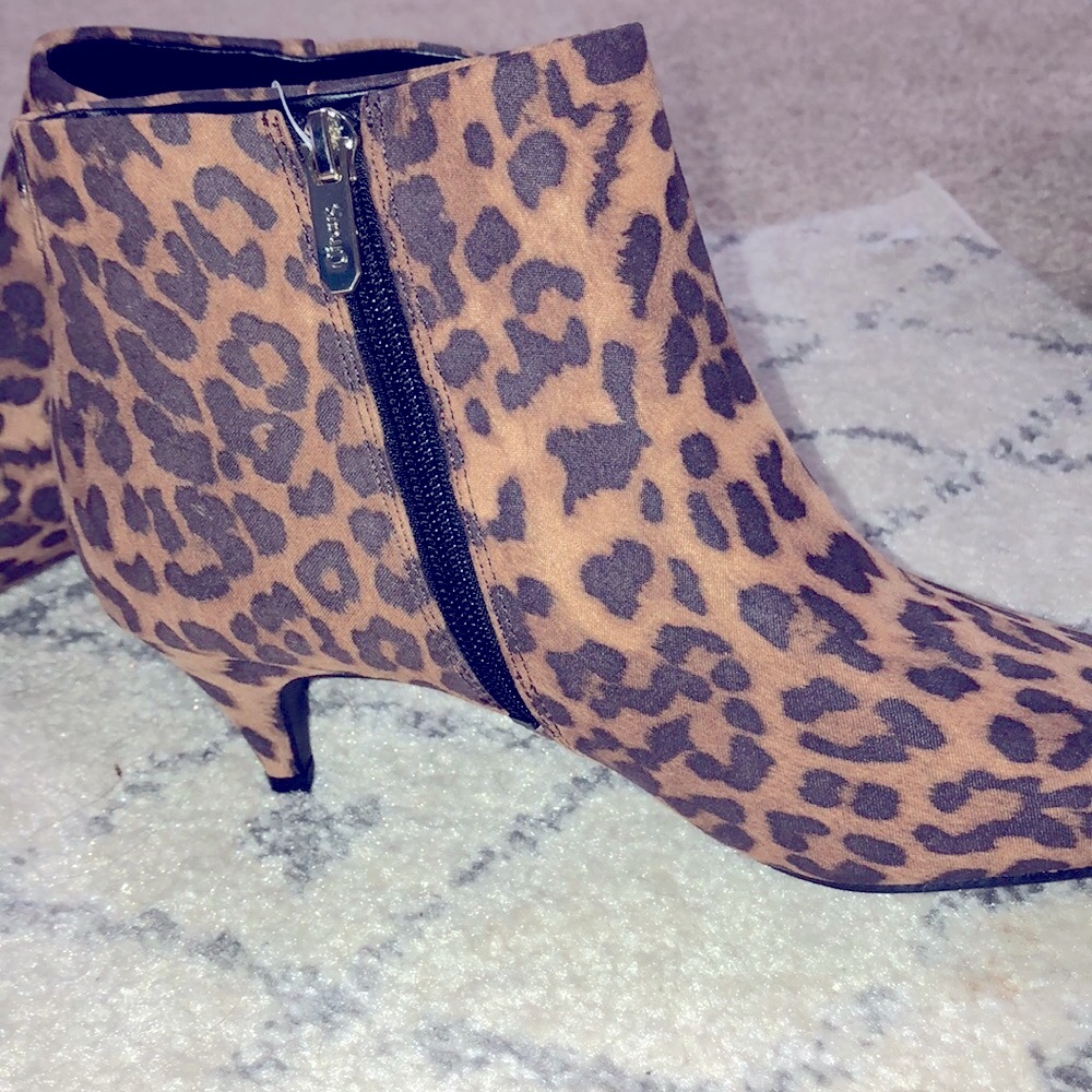 Sam Edelman Booties - Picture 6 of 6